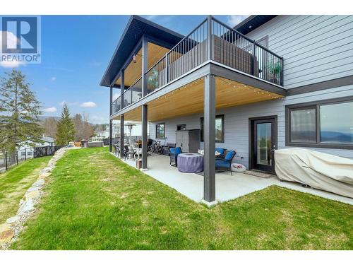 1181 17 Avenue Se, Salmon Arm, BC - Outdoor