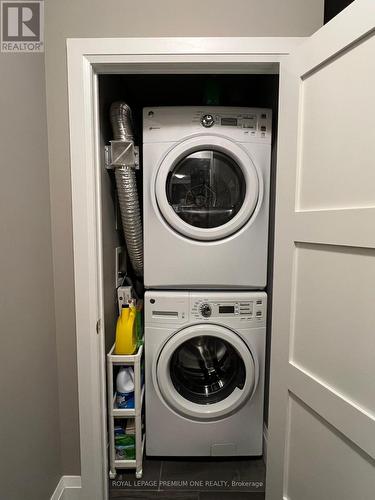 904 - 63 Arthur Street S, Guelph, ON - Indoor Photo Showing Laundry Room