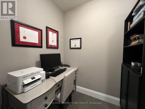 #904 -63 Arthur St S, Guelph, ON - Indoor Photo Showing Office