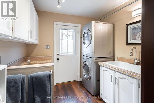 3 Huttonville Drive, Brampton, ON - Indoor Photo Showing Laundry Room