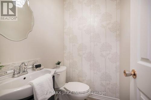 112 Yorkville Dr, Clarington, ON - Indoor Photo Showing Bathroom