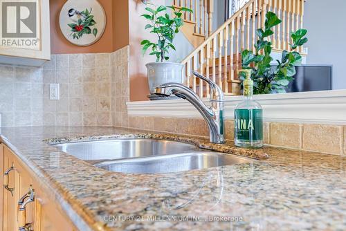 2555 Nichols Dr, Oakville, ON - Indoor Photo Showing Kitchen With Double Sink