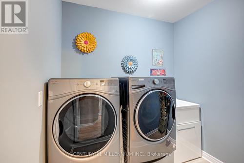 2555 Nichols Dr, Oakville, ON - Indoor Photo Showing Laundry Room