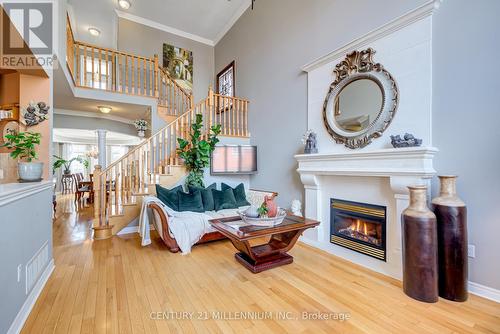 2555 Nichols Dr, Oakville, ON - Indoor With Fireplace