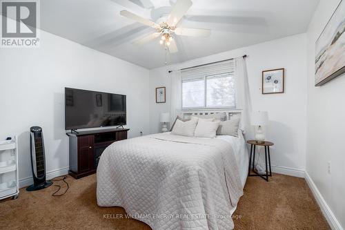 257 Riverside Parkway, Quinte West, ON - Indoor Photo Showing Bedroom