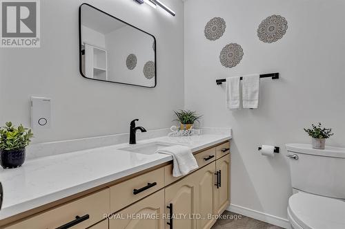 50 Black Bear Dr, Kawartha Lakes, ON - Indoor Photo Showing Bathroom