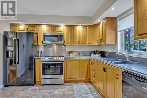 50 Black Bear Drive, Kawartha Lakes, ON - Indoor Photo Showing Kitchen With Double Sink