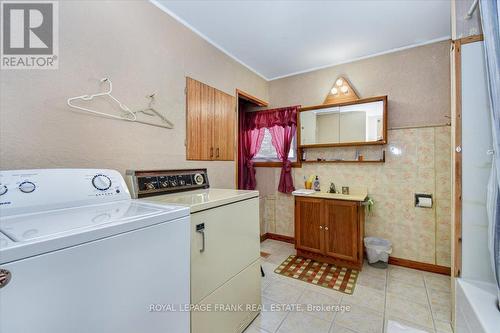 1111 Island View Drive, Otonabee-South Monaghan, ON - Indoor Photo Showing Laundry Room