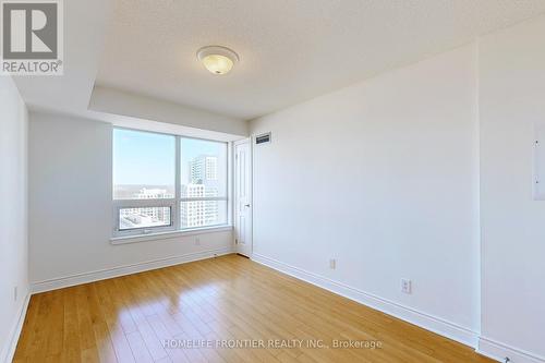 #1706 -7 North Park Rd, Vaughan, ON - Indoor Photo Showing Other Room