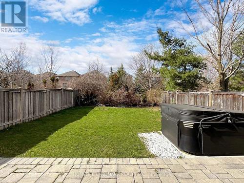 90 Eagle Peak Dr, Richmond Hill, ON - Outdoor