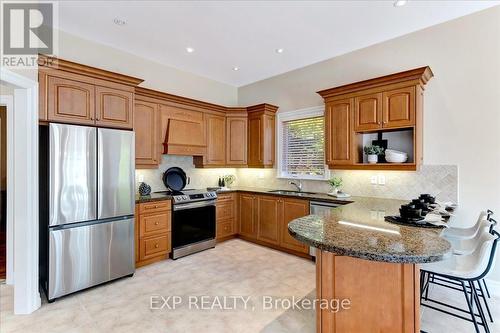 410 Linda Lane, Wasaga Beach, ON - Indoor Photo Showing Kitchen With Stainless Steel Kitchen