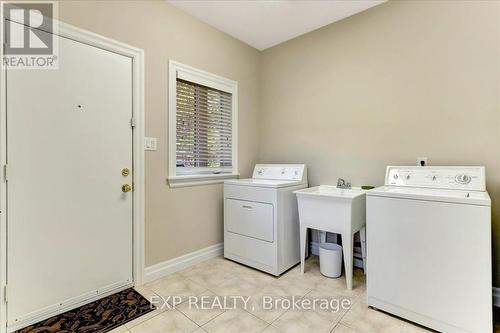 410 Linda Lane, Wasaga Beach, ON - Indoor Photo Showing Laundry Room