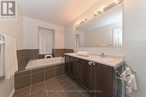 22 Utopia Way, Brampton, ON - Indoor Photo Showing Bathroom