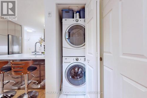 #301 -311 Richmond St E, Toronto, ON - Indoor Photo Showing Laundry Room