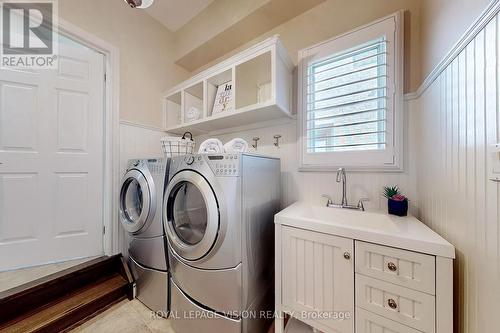 417 Bovin Ave N, Oshawa, ON - Indoor Photo Showing Laundry Room