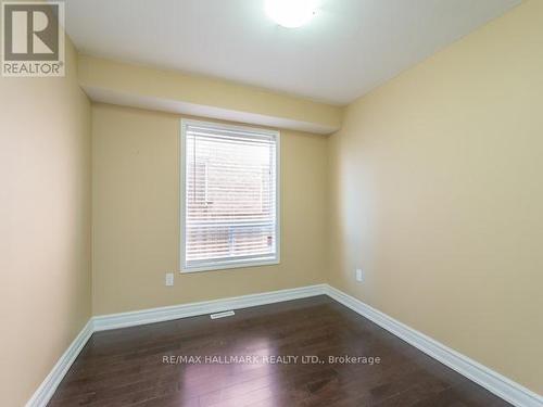 10 Nieuwendyk Street, Whitby, ON - Indoor Photo Showing Other Room