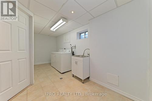 5 Tindale Rd, Brampton, ON - Indoor Photo Showing Laundry Room