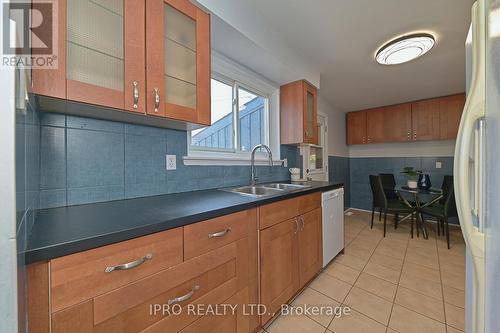 5 Tindale Rd, Brampton, ON - Indoor Photo Showing Kitchen With Double Sink