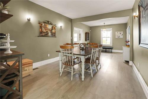 211 Robinson Road, Dunnville, ON - Indoor Photo Showing Dining Room