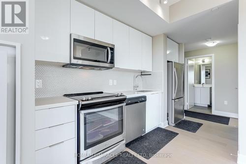 #4818 -30 Shore Breeze Dr, Toronto, ON - Indoor Photo Showing Kitchen With Stainless Steel Kitchen With Upgraded Kitchen