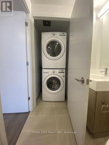 #1508 -130 River St, Toronto, ON - Indoor Photo Showing Laundry Room