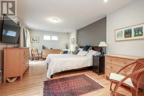 423 Glencairn Ave, Toronto, ON - Indoor Photo Showing Bedroom