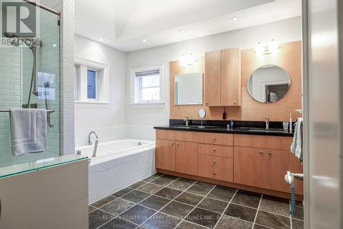 423 Glencairn Ave, Toronto, ON - Indoor Photo Showing Bathroom