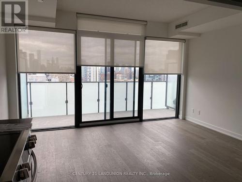 #2813 -25 Richmond St E, Toronto, ON - Indoor Photo Showing Other Room
