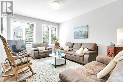 413 Sweetflag Street, Ottawa, ON - Indoor Photo Showing Living Room