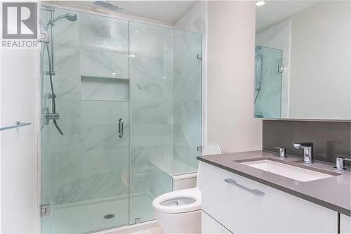 600 3487 Binning Road, Vancouver, BC - Indoor Photo Showing Bathroom
