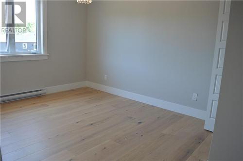 66 Robert, Shediac, NB - Indoor Photo Showing Other Room