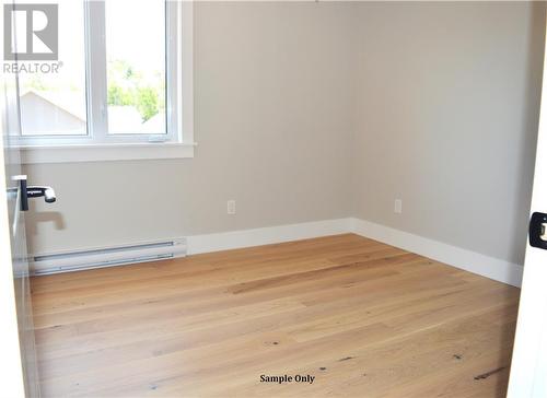 66 Robert, Shediac, NB - Indoor Photo Showing Other Room