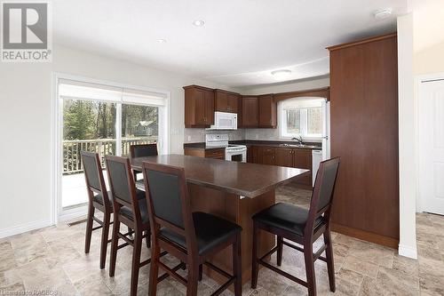 115 South Shores Road, Grey Highlands, ON - Indoor Photo Showing Dining Room