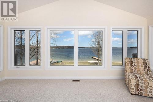 115 South Shores Road, Grey Highlands, ON - Indoor Photo Showing Other Room