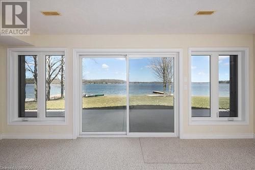 115 South Shores Road, Grey Highlands, ON - Indoor Photo Showing Other Room