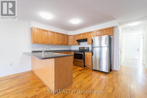 10B Hainer Street, St. Catharines, ON - Indoor Photo Showing Kitchen