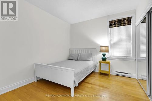 #407 -460 Wellington St, London, ON - Indoor Photo Showing Bedroom