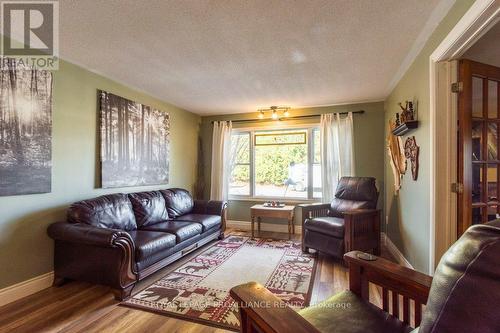 1 Bethel Road, Quinte West, ON - Indoor Photo Showing Living Room