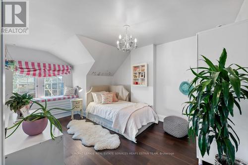 18 Chicora Avenue, Toronto, ON - Indoor Photo Showing Bedroom