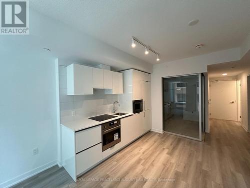 #422 -121 St Patrick St, Toronto, ON - Indoor Photo Showing Kitchen With Double Sink