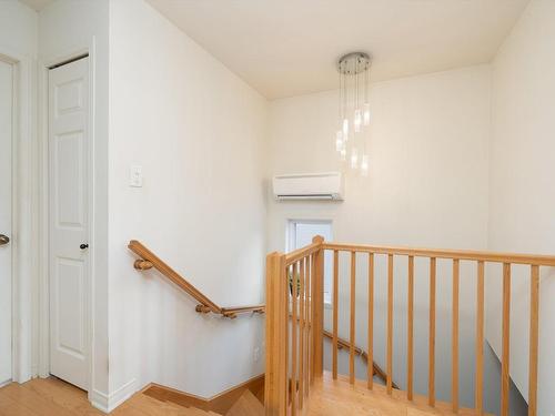 Staircase - 6470 Rue Du Bouvreuil, Laval (Sainte-Rose), QC - Indoor Photo Showing Other Room