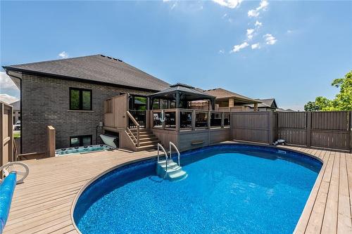 54 Renfield Street, Port Colborne, ON - Outdoor With In Ground Pool With Deck Patio Veranda
