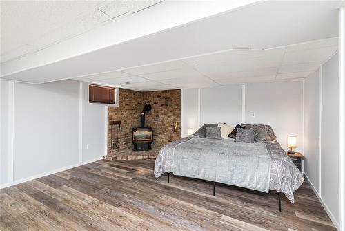 736 Limeridge Road E, Hamilton, ON - Indoor Photo Showing Bedroom
