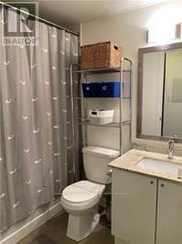414 - 33 Bay Street, Toronto, ON - Indoor Photo Showing Bathroom