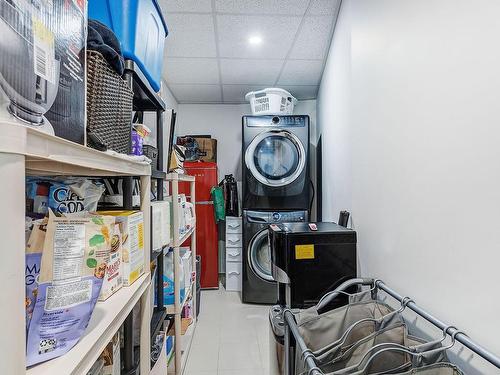 Laundry room - 508-360 Rue Atateken, Montréal (Ville-Marie), QC - Indoor Photo Showing Laundry Room