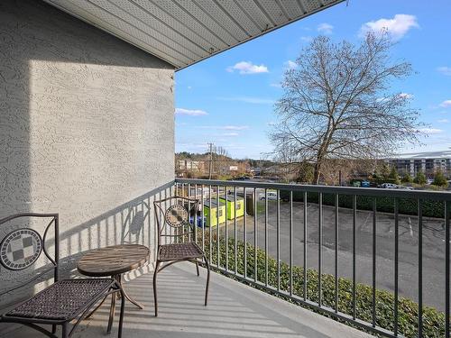 203-1050 Braidwood Rd, Courtenay, BC - Outdoor With Balcony With Exterior