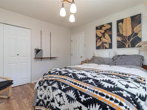 7994 York Ave, Crofton, BC - Indoor Photo Showing Bedroom