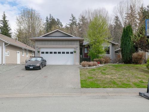 5527 Woodland Cres East, Port Alberni, BC - Outdoor With Facade