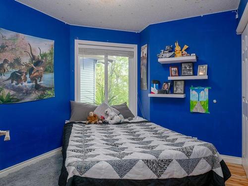 5527 Woodland Cres East, Port Alberni, BC - Indoor Photo Showing Bedroom
