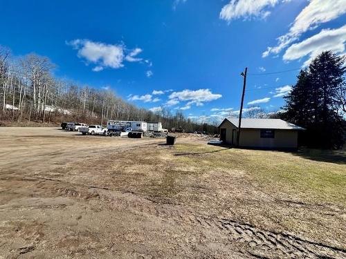 739 Harstone Drive, Kakabeka Falls, ON 